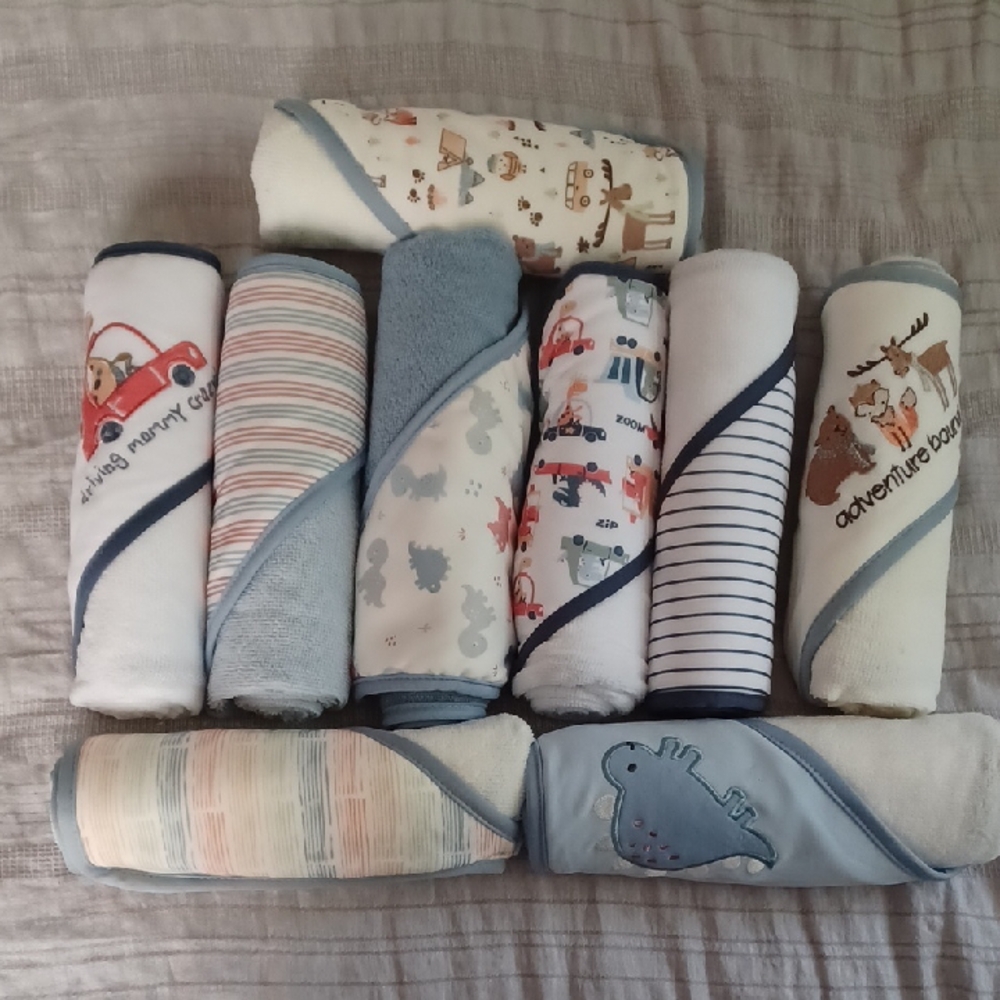Bundle of Hooded Bath Towels for Baby